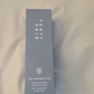 Fenty Hair The Comeback Kid Styling Treatment - Blue Packaging